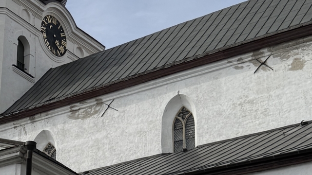 Tallinna Toomkiriku kesklöövi fassaadi restaureerimistööd