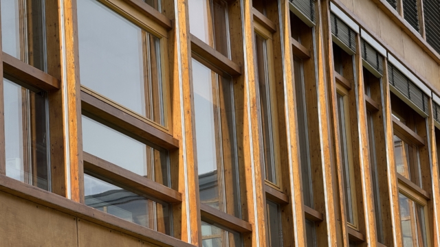 Viimsi kooli fassaadiakende renoveerimine